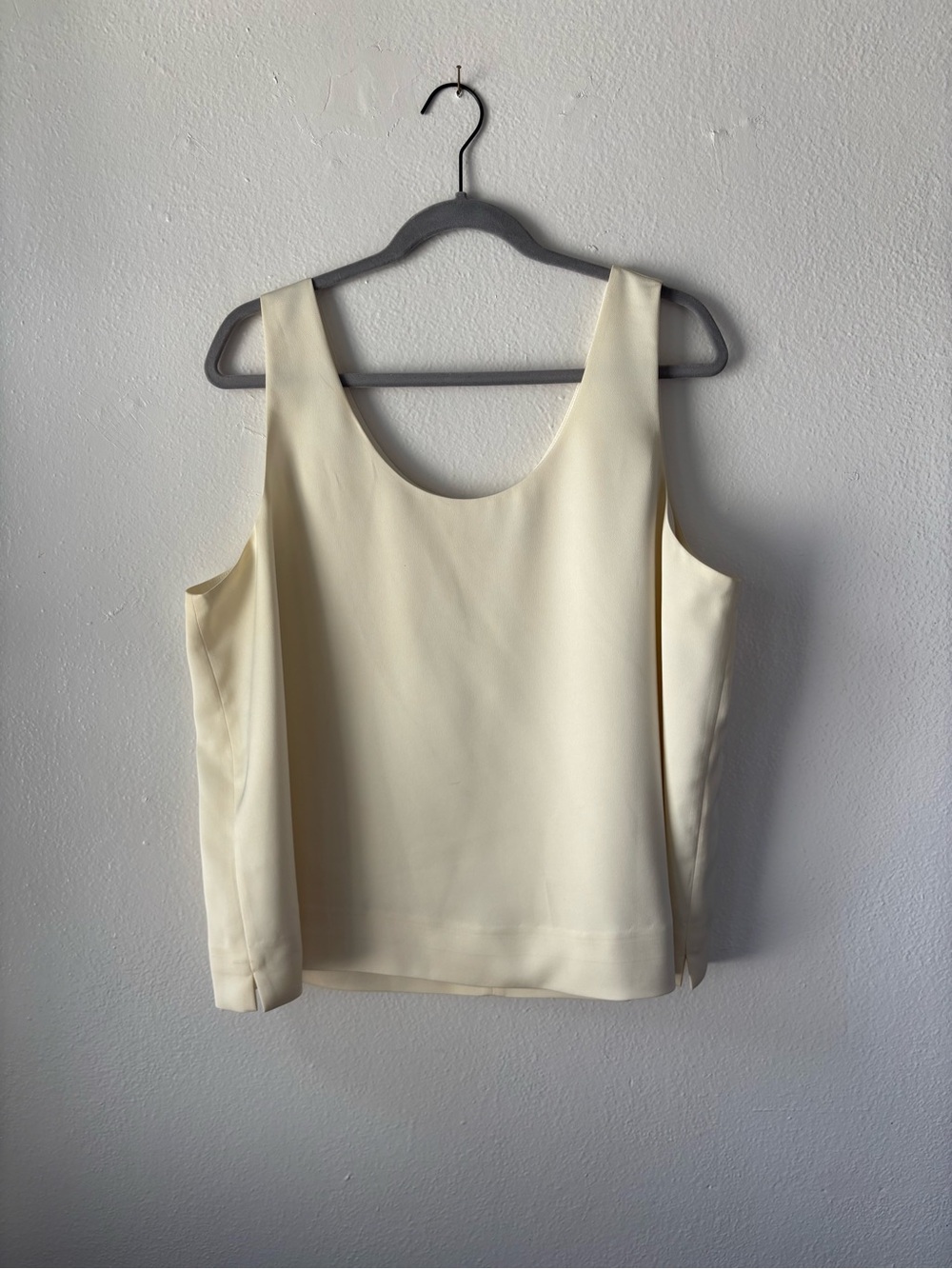 J. Crew Cream Scoop Neck Sleeveless Top